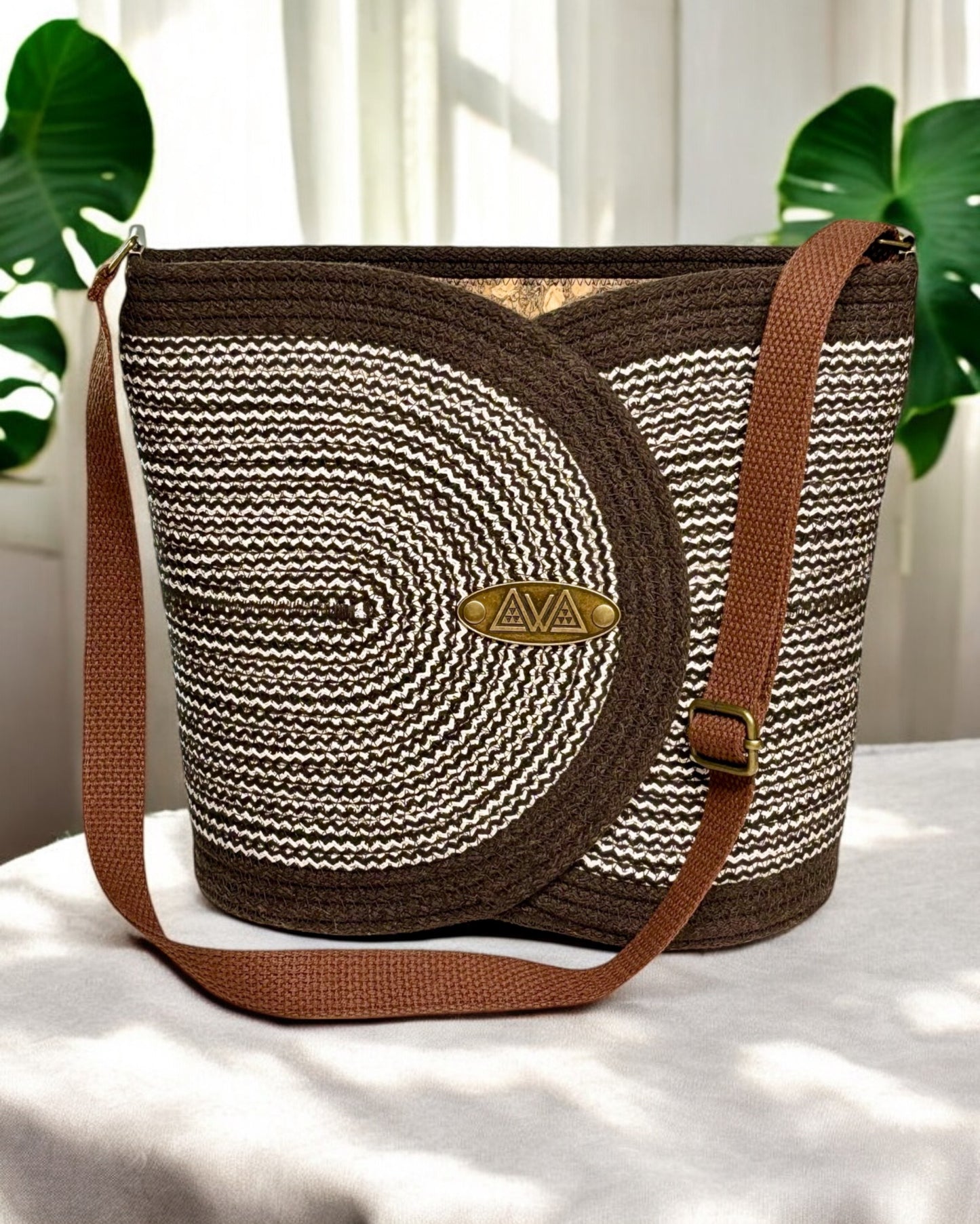 Chocolate Pakeke Crossbody Bucket Bag – Cream, Tan & Chocolate Woven Accents, Handmade & Eco-Friendly (In-Stock)